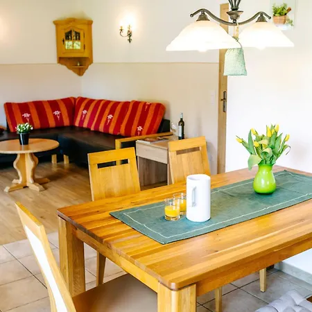 Apartment Meisterbauerhof *